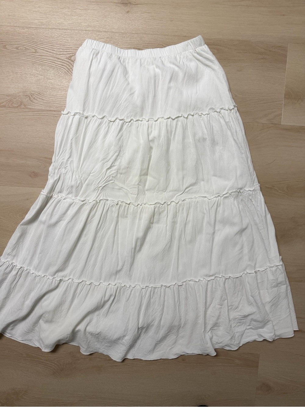 Brandy Melville White Tiered Midi Skirt